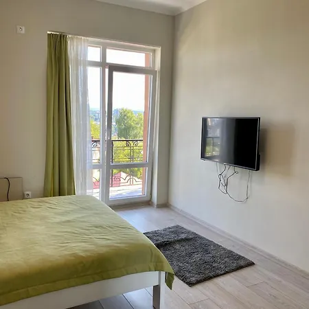 Apartment салатовий дім *